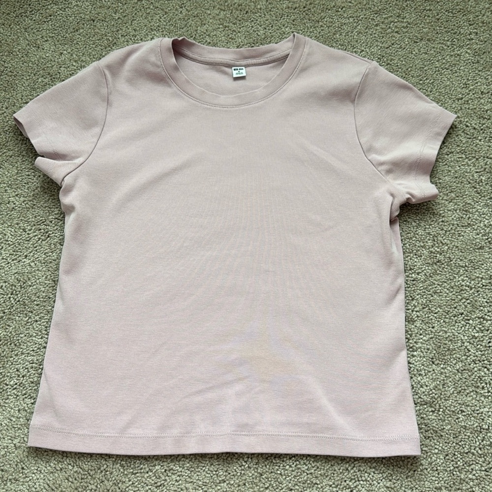 UNIQLO Crop Top